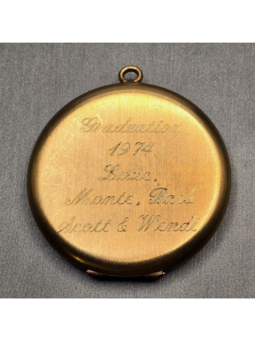 Victorian Revival Gold Filled Locket Pendant Round Floral Engraved 1974 - Picture 4 of 15